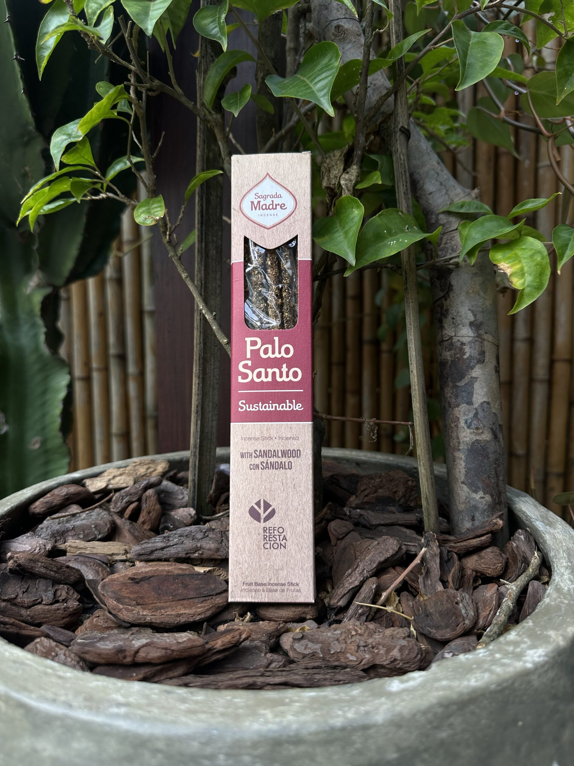 Palo Sandalo com SÂNDALO